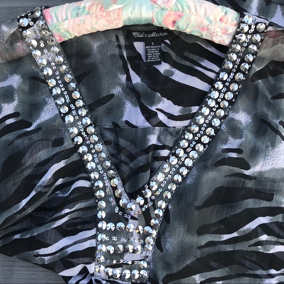 Animal print Cover-Up  ⭐️SALE 3/$20⭐️ - Picture 2 of 3